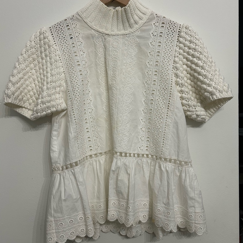 Sea New York eyelet white blouse with bobble knit short sleeve